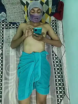 Snapshot of PrabV0319 chatting on June 7, 2026, 4:44 pm PrabV0319 online show from June 7, 2026, 4:44 pm