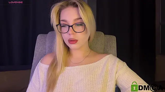 Snapshot of ariashaa chatting on March 5, 2026, 3:52 pm ariashaa online show from March 5, 2026, 3:52 pm