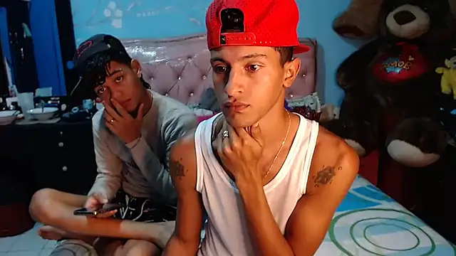gustavo saaled19 online show from December 9, 2024, 12:34 am