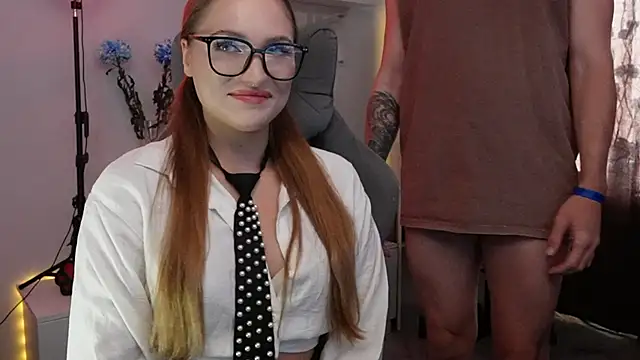 MrsTenderBeast online show from May 3, 2026, 2:34 pm