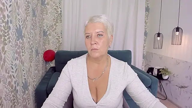 KathySunn online show from October 8, 2025, 7:06 am