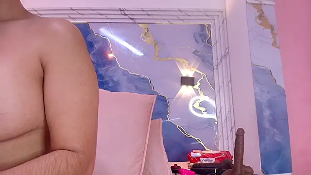 Snapshot of lorrayne_ chatting on October 1, 2025, 12:11 pm lorrayne  online show from October 1, 2025, 12:11 pm