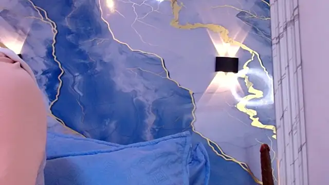 Snapshot of lorrayne_ chatting on October 11, 2025, 12:04 pm lorrayne  online show from October 11, 2025, 12:04 pm