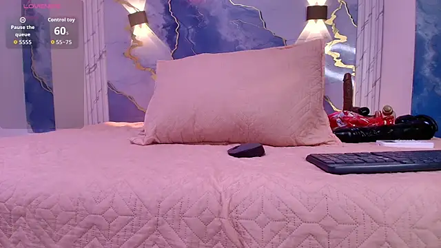 Snapshot of lorrayne_ chatting on October 20, 2025, 12:05 pm lorrayne  online show from October 20, 2025, 12:05 pm