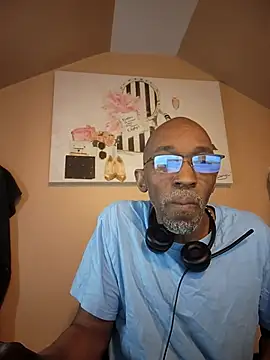 Lonelynudist59 online show from March 13, 2026, 11:28 am