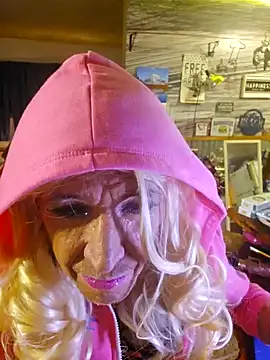 Snapshot of CROSSCOUNTRY1 chatting on January 9, 2025, 11:03 am CROSSCOUNTRY1 online show from January 9, 2025, 11:03 am