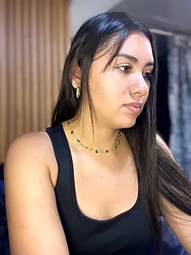 Ambar pe  online show from March 19, 2026, 9:30 pm