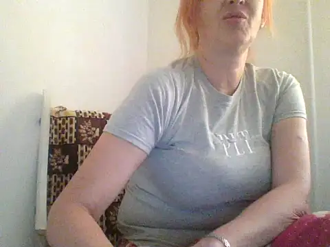 Snapshot of MssAngela chatting on September 27, 2025, 12:10 pm MssAngela online show from September 27, 2025, 12:10 pm