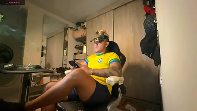 Snapshot of jordylatin20 chatting on November 9, 2025, 12:09 am jordylatin20 online show from November 9, 2025, 12:09 am