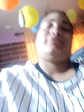 Hilarybunnyy online show from March 9, 2025, 2:43 pm