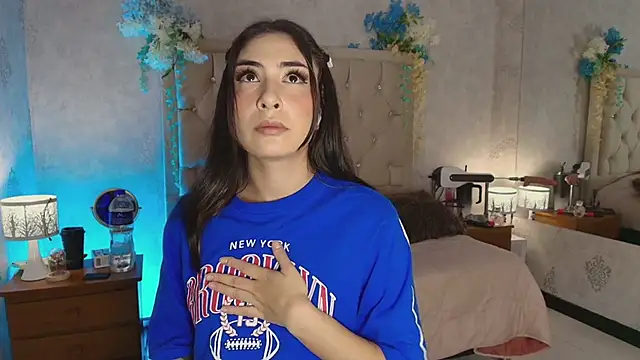 nini love01 online show from January 18, 2025, 4:26 am