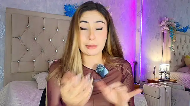 nini love01 online show from June 10, 2026, 3:07 am