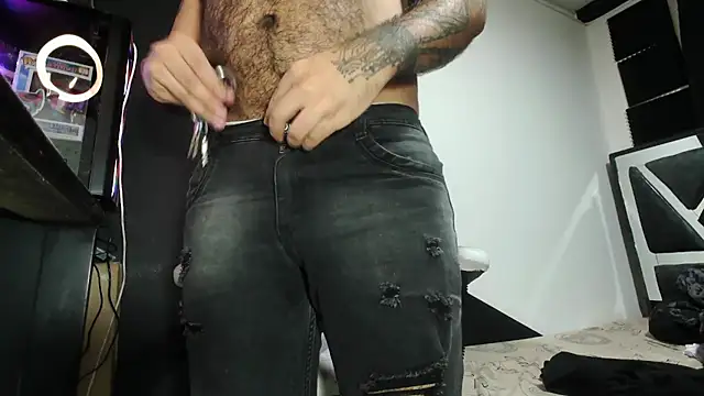 TeddyGominola  online show from December 15, 2025, 9:41 pm