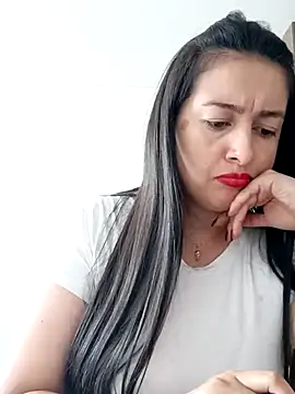 Cherry 1992 online show from May 8, 2026, 3:28 pm