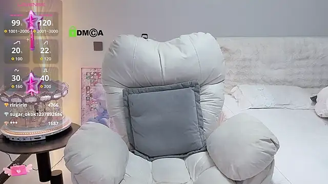 Happy Kitty online show from October 25, 2025, 2:46 pm