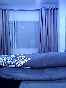 CuteHoney92 online show from March 19, 2026, 3:54 am