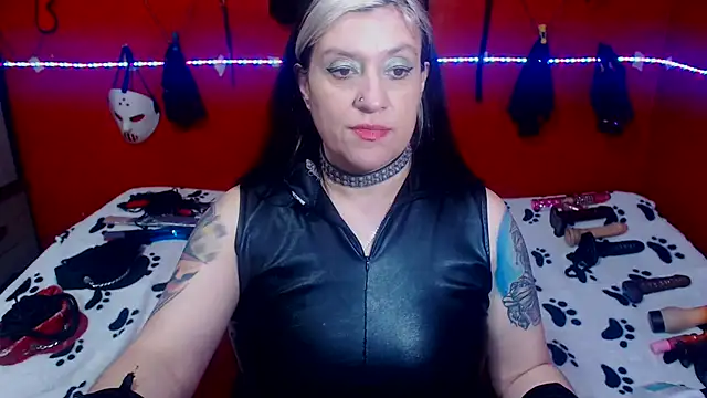 MATURE Randy online show from November 8, 2025, 4:29 pm