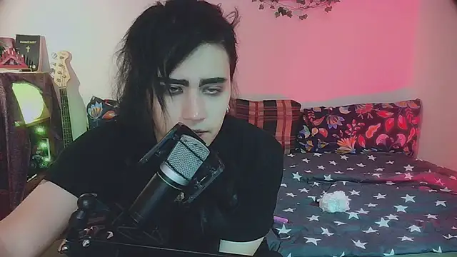 sademobeer online show from November 9, 2025, 1:26 am