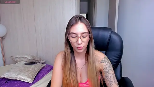 Snapshot of StacyConner chatting on September 23, 2025, 6:55 pm StacyConner online show from September 23, 2025, 6:55 pm