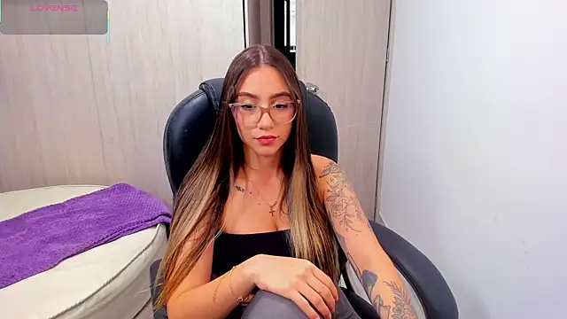 Snapshot of StacyConner chatting on March 31, 2026, 1:07 am StacyConner online show from March 31, 2026, 1:07 am