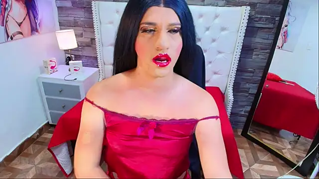 Snapshot of TRINY_TS chatting on September 24, 2025, 2:53 pm TRINY TS online show from September 24, 2025, 2:53 pm