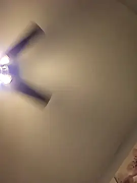 Snapshot of Nikkierosee chatting on December 11, 2024, 12:02 pm Nikkierosee online show from December 11, 2024, 12:02 pm