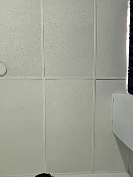 Snapshot of Nikkierosee chatting on October 18, 2025, 5:46 pm Nikkierosee online show from October 18, 2025, 5:46 pm