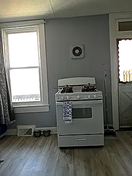 Nikkierosee online show from November 14, 2025, 5:11 pm