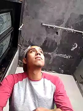 Snapshot of AlexAlejandro13 chatting on December 18, 2024, 7:41 pm AlexAlejandro13 online show from December 18, 2024, 7:41 pm