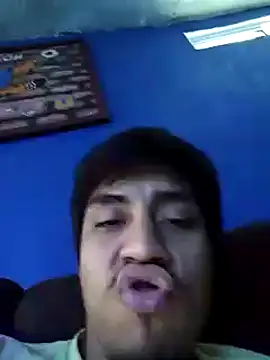 Snapshot of AlexAlejandro13 chatting on March 20, 2025, 5:47 pm AlexAlejandro13 online show from March 20, 2025, 5:47 pm