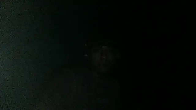 Snapshot of AlexAlejandro13 chatting on September 25, 2025, 7:12 am AlexAlejandro13 online show from September 25, 2025, 7:12 am