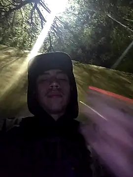 Snapshot of AlexAlejandro13 chatting on November 5, 2025, 4:45 am AlexAlejandro13 online show from November 5, 2025, 4:45 am