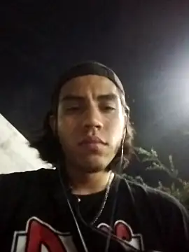 AlexAlejandro13 online show from May 16, 2026, 5:04 am