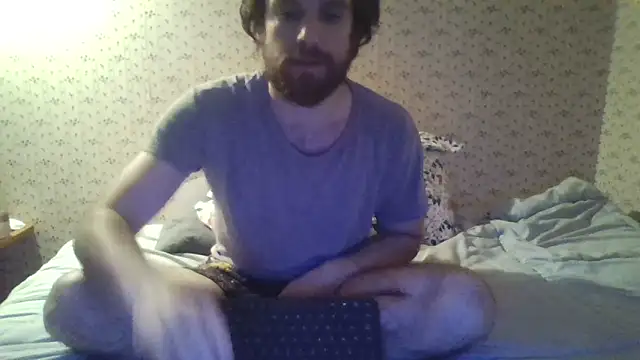 hpluvsplata online show from June 11, 2026, 4:43 am