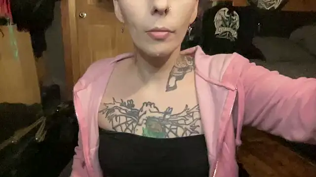 Snapshot of TeenyDoll chatting on October 9, 2025, 2:09 am TeenyDoll online show from October 9, 2025, 2:09 am