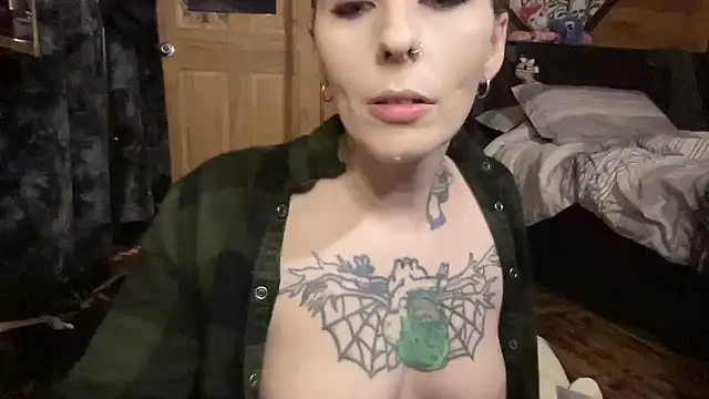 TeenyDoll online show from March 19, 2026, 2:26 am