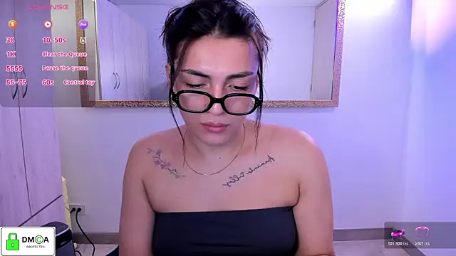 EricaVanderhill online show from May 16, 2026, 11:46 pm