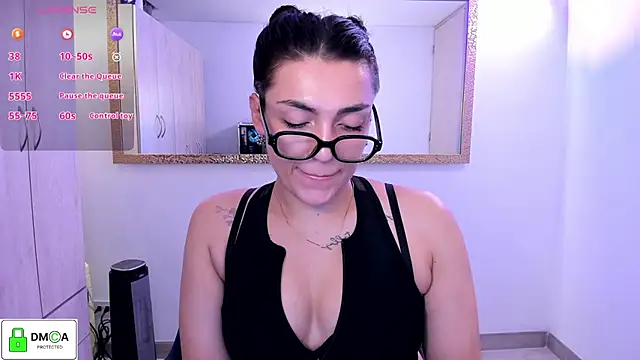 EricaVanderhill online show from May 19, 2026, 12:38 am