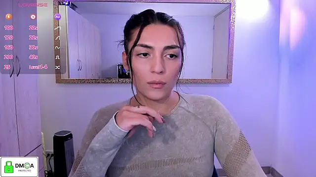EricaVanderhill online show from May 21, 2026, 12:28 am