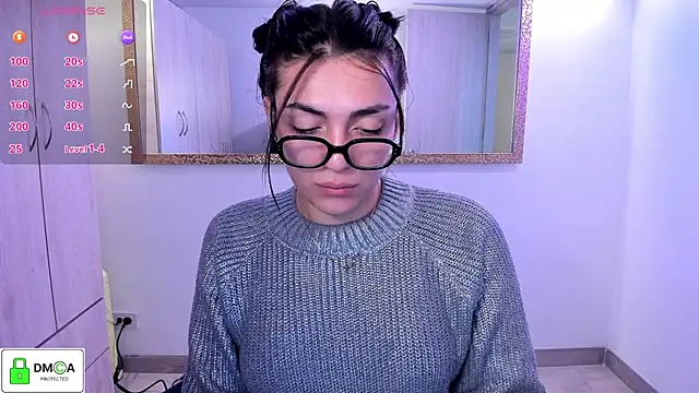 EricaVanderhill online show from May 26, 2026, 12:28 am