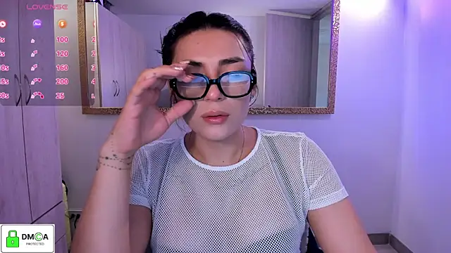 EricaVanderhill online show from May 28, 2026, 9:56 pm