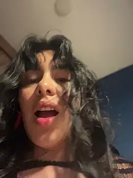 Roxxannne online show from February 20, 2026, 1:24 am