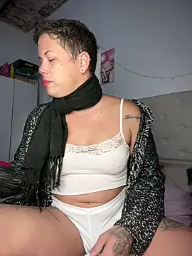 Alicbranca online show from May 9, 2026, 2:22 pm