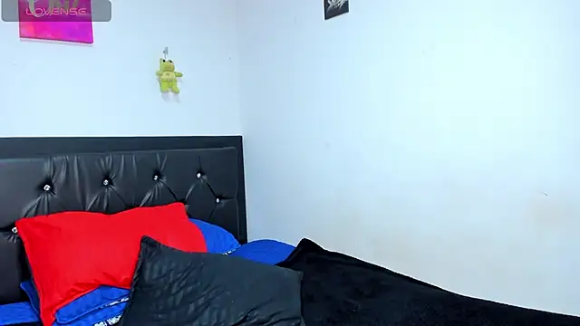 Brandiibrow online show from March 23, 2025, 12:15 am