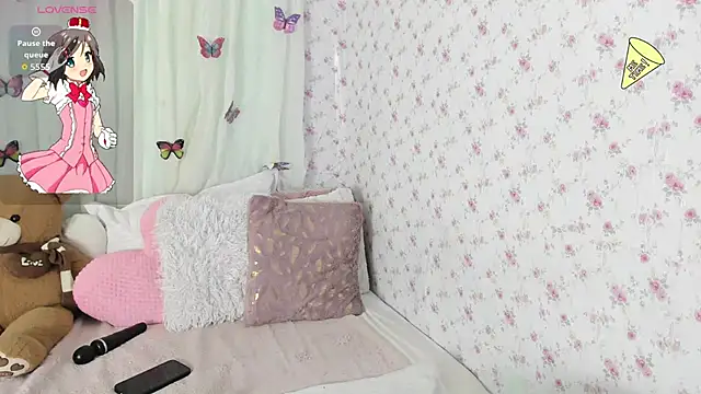 Snapshot of karinaEbony chatting on October 31, 2025, 10:49 am karinaEbony online show from October 31, 2025, 10:49 am