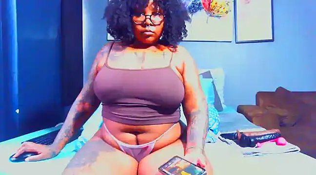 PearlSexxy69 online show from February 8, 2025, 3:21 pm