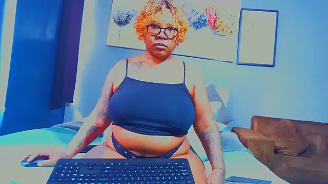 PearlSexxy69 online show from February 10, 2025, 8:53 am