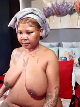PearlSexxy69 online show from February 20, 2025, 12:25 pm