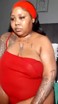 PearlSexxy69 online show from December 2, 2025, 4:24 pm