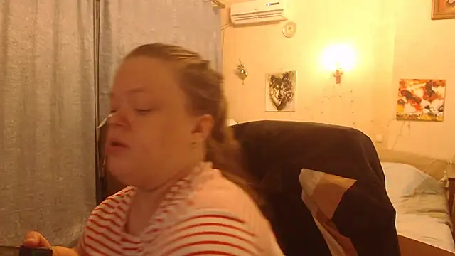 Janiffer MiMi online show from December 7, 2024, 8:16 pm